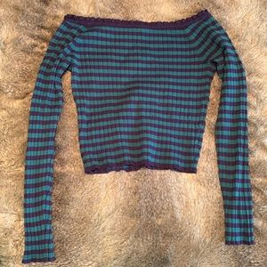 Crop Top, over the shoulder, long sleeve